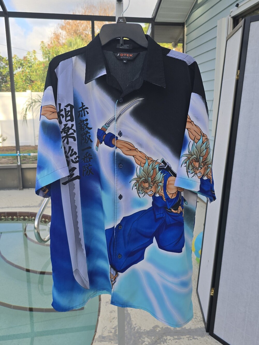 Vintage Animé Graphic Button-Up Shirt 90s Y2K Size XL